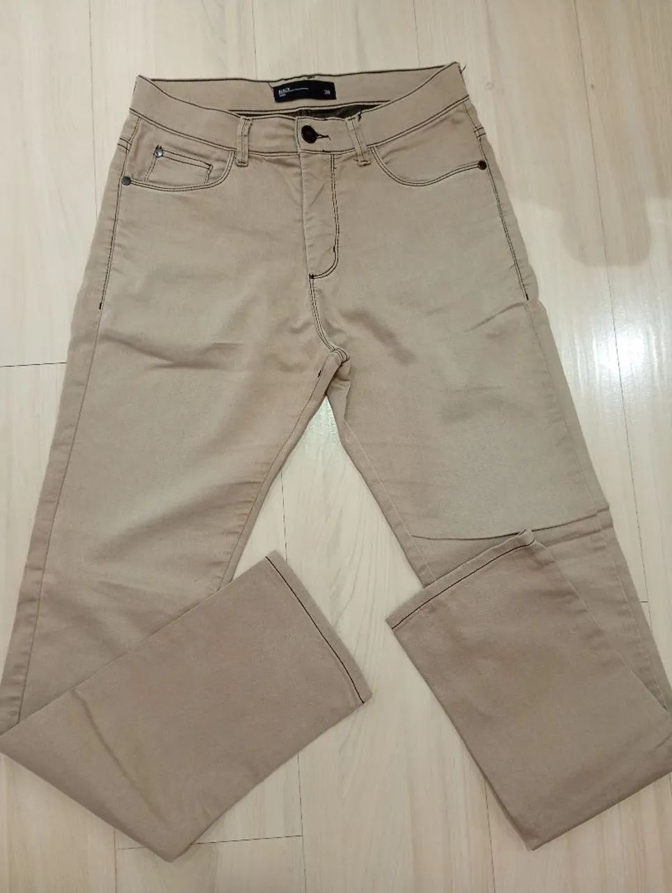 2 calças masculinas slim tamanho 38 - Foto 5