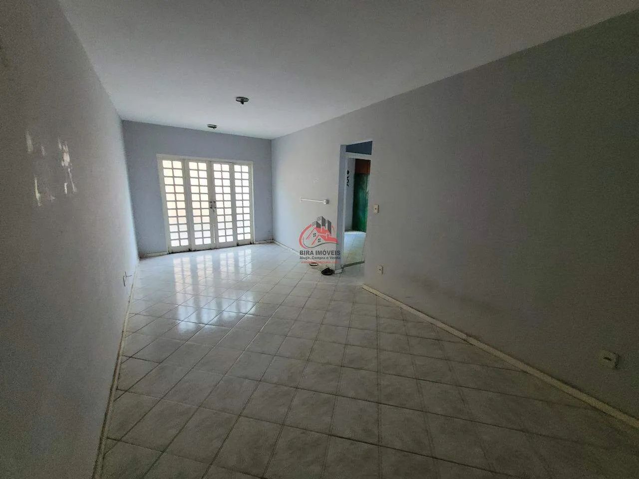 Apartamento no Centro com 2 Quartos e Garagem - Foto 13
