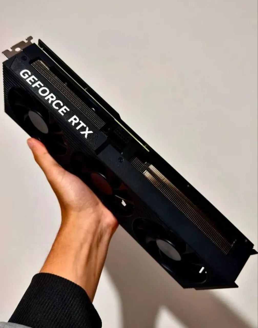GeForce RTX 4070 TI Barata - Foto 3