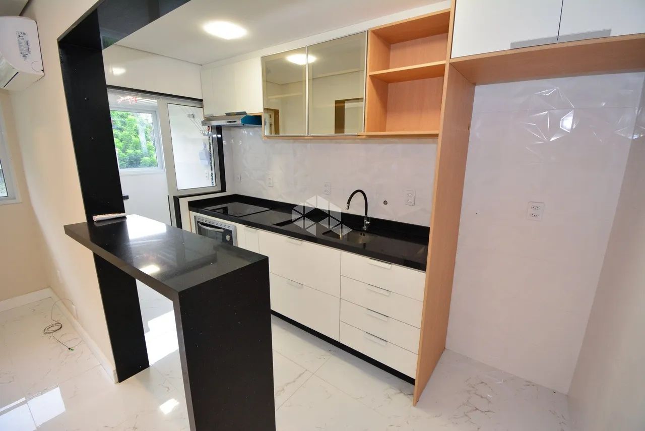 APARTAMENTO À VENDA COM 3 QUARTOS E 1 VAGA DE GARAGEM NO BAIRRO CENTRO EM FLORIANÓPOLIS/SC - Foto 5