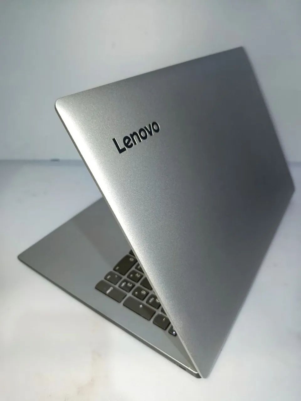 Notebook Lenovo top super rápido