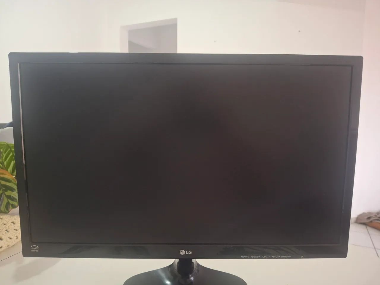 Monitor LG 23POL FULL HD LCD IPS - Foto 2