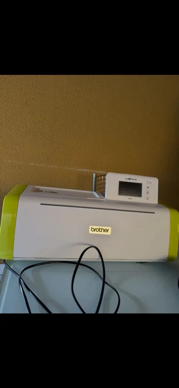 Máquina de corte brother 