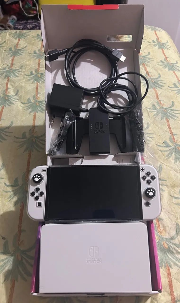 Nintendo Switch おまけ付！ Nintendo Switch OLED - Consoles de Vídeo Game - Santa Catarina