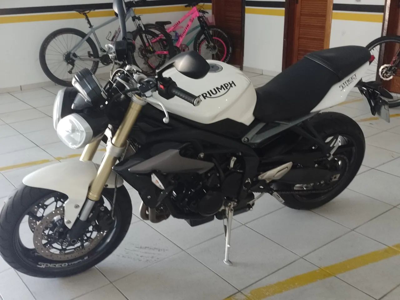 Triumph Triple 675 2015 - 1489371127 | OLX