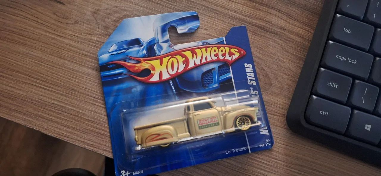 Hot Wheels La Troca dourado. 2000. Lacrado - Foto 4
