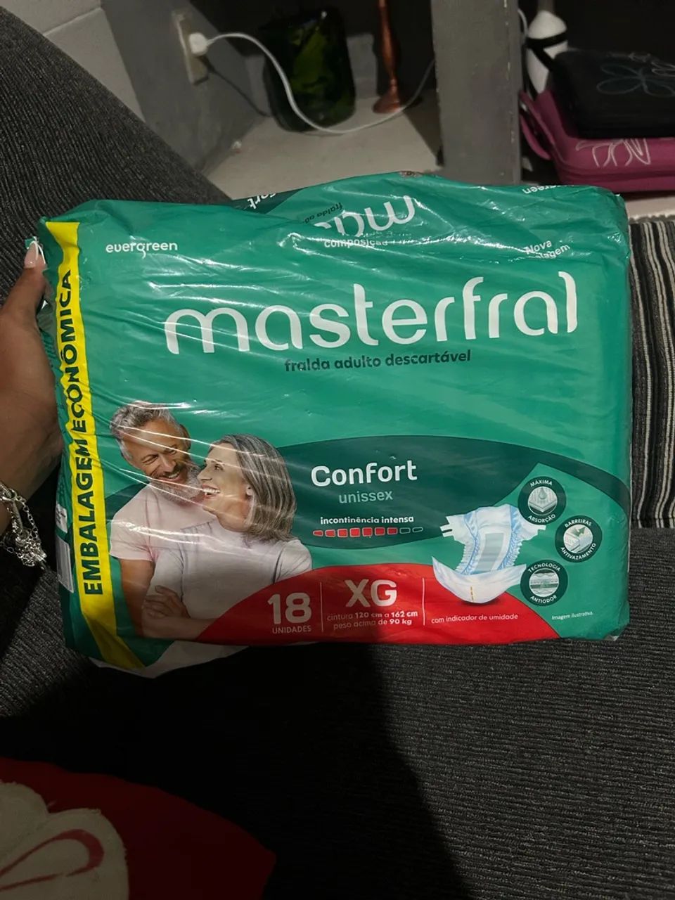  Vendo 3 fraldas geriátrica 
