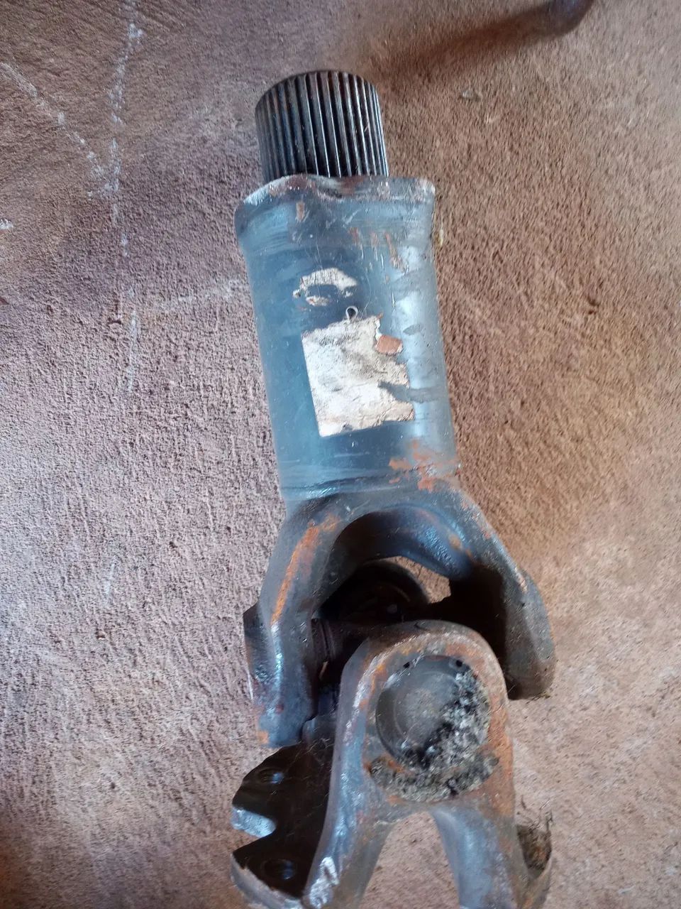 Ponta de eixo cardan - Peças para tratores e máquinas - Tamarana 1466438318  | OLX