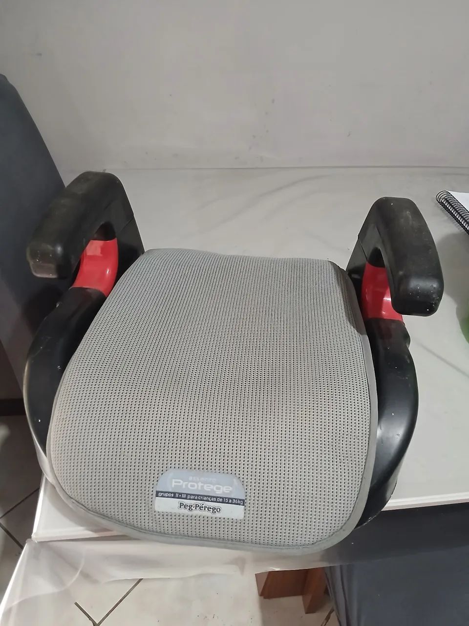 Assento infaltil para carro