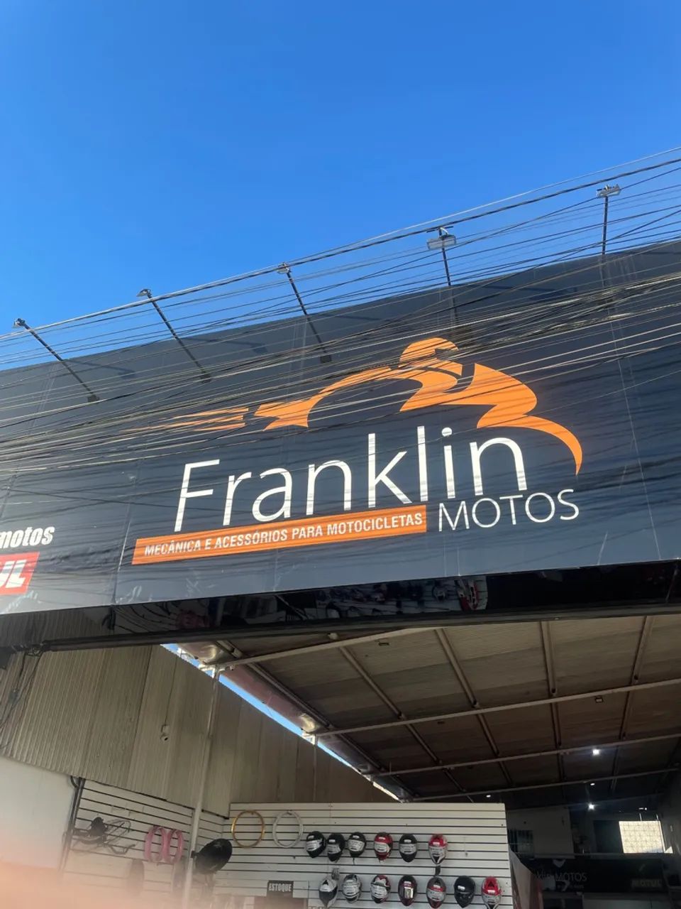 VAGA DE EMPREGO MECÂNICO DE MOTO 
