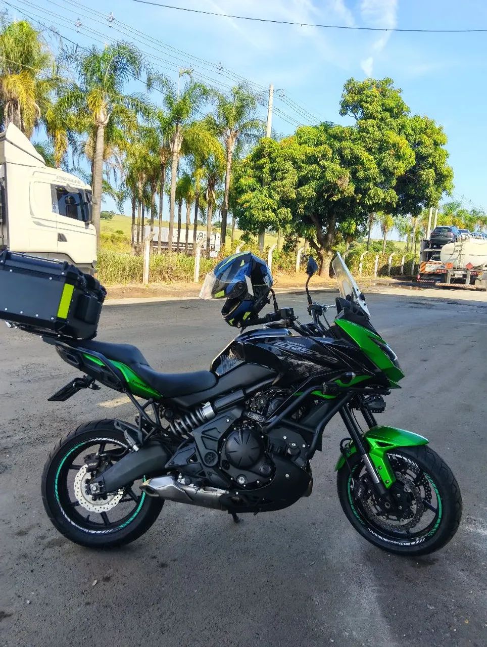 VERSYS 650 2022 18.000KM NOVA 