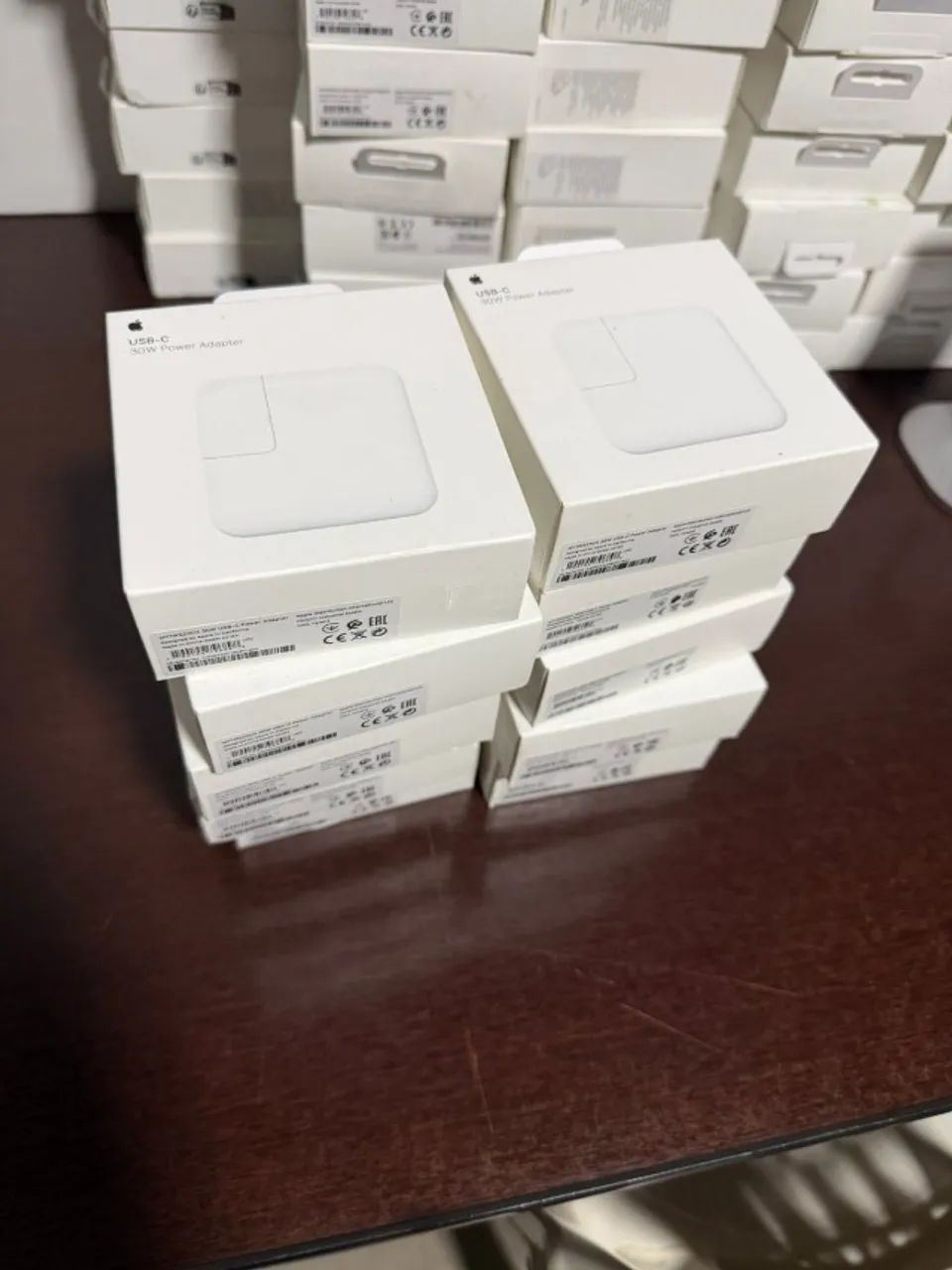 10 Unidades fonte Apple original 30w Macbook e iPhone - Foto 4