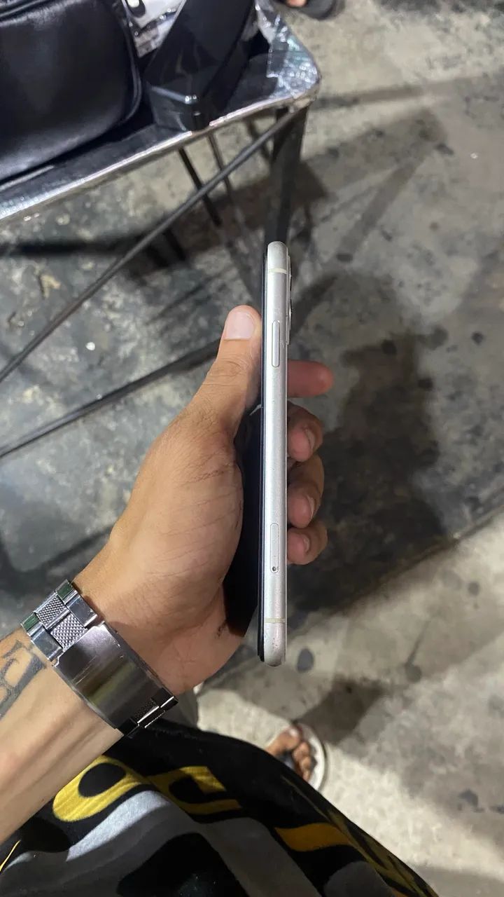 iPhone 11 128GB  - Foto 2