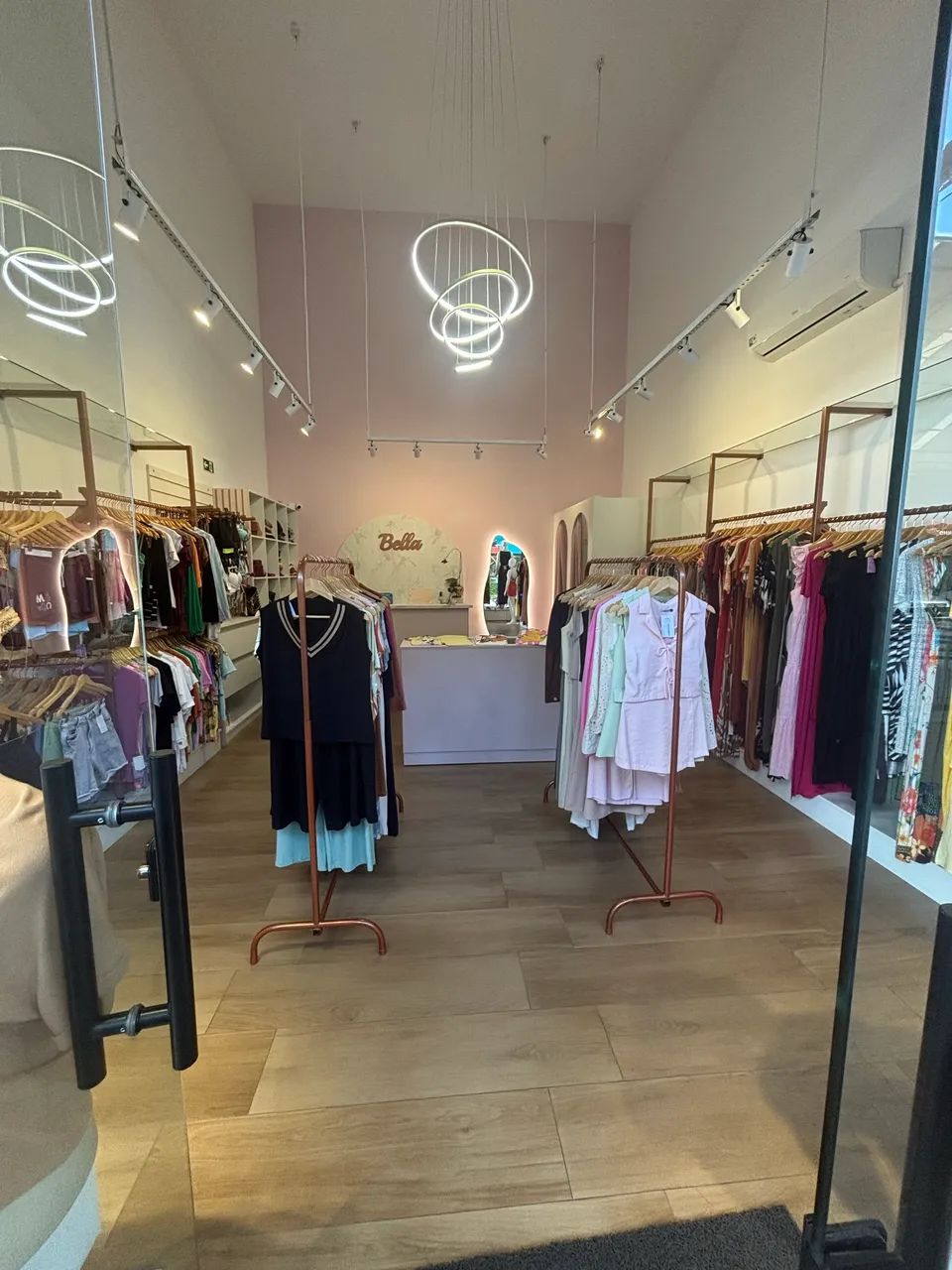 Loja de Roupas Femininas - Foto 3