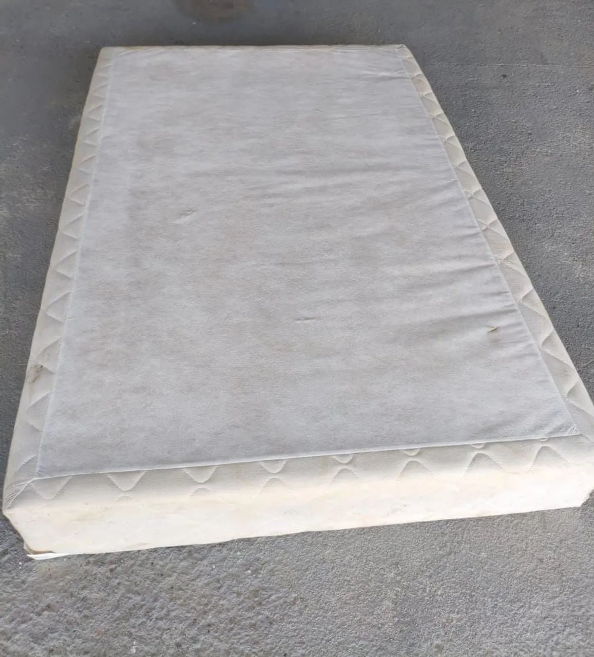 Cama box viúva ou solteiro king