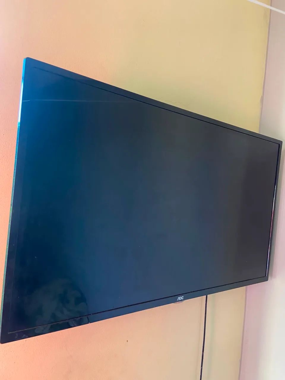 Televisão smart 42 polegadas, semi nova 