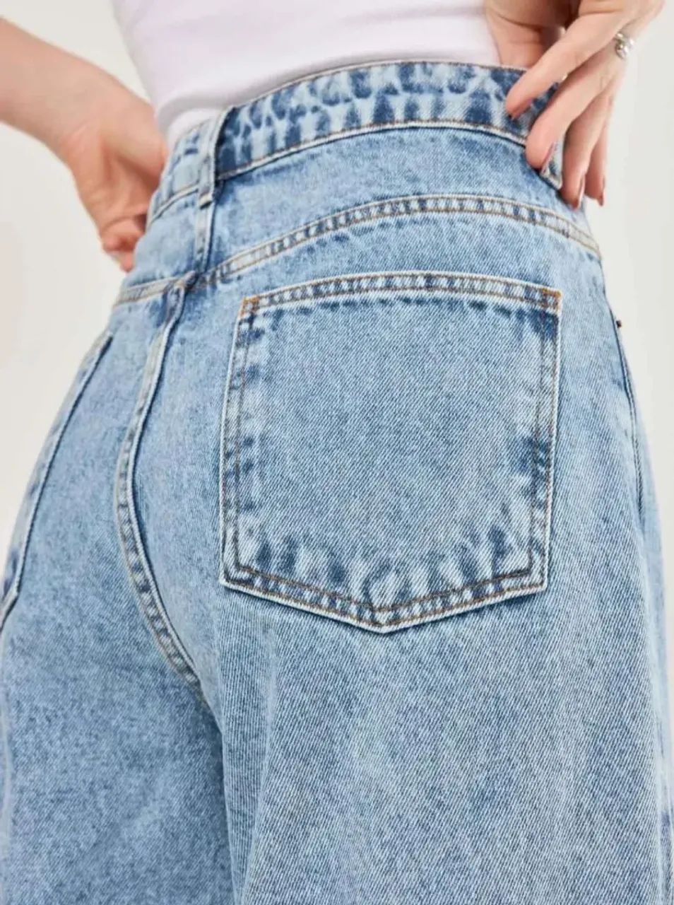 Calça Jeans Wide Leg Cintura Alta - Usada Excelente