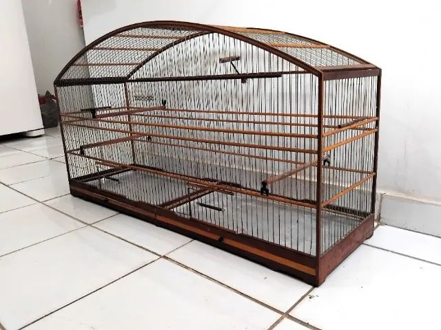 Gaiola de  1m., em arame para curió, bicudo, etc - Usada - Foto 2