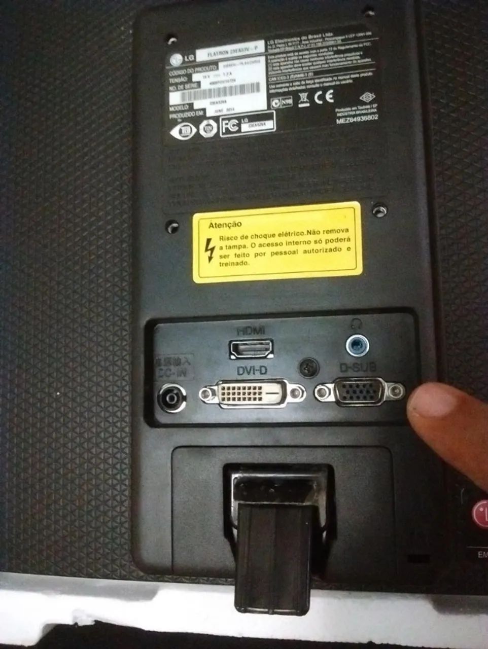 Monitor LG de 23 polegadas Full Hd Tecnologia IPS Led  - Foto 4