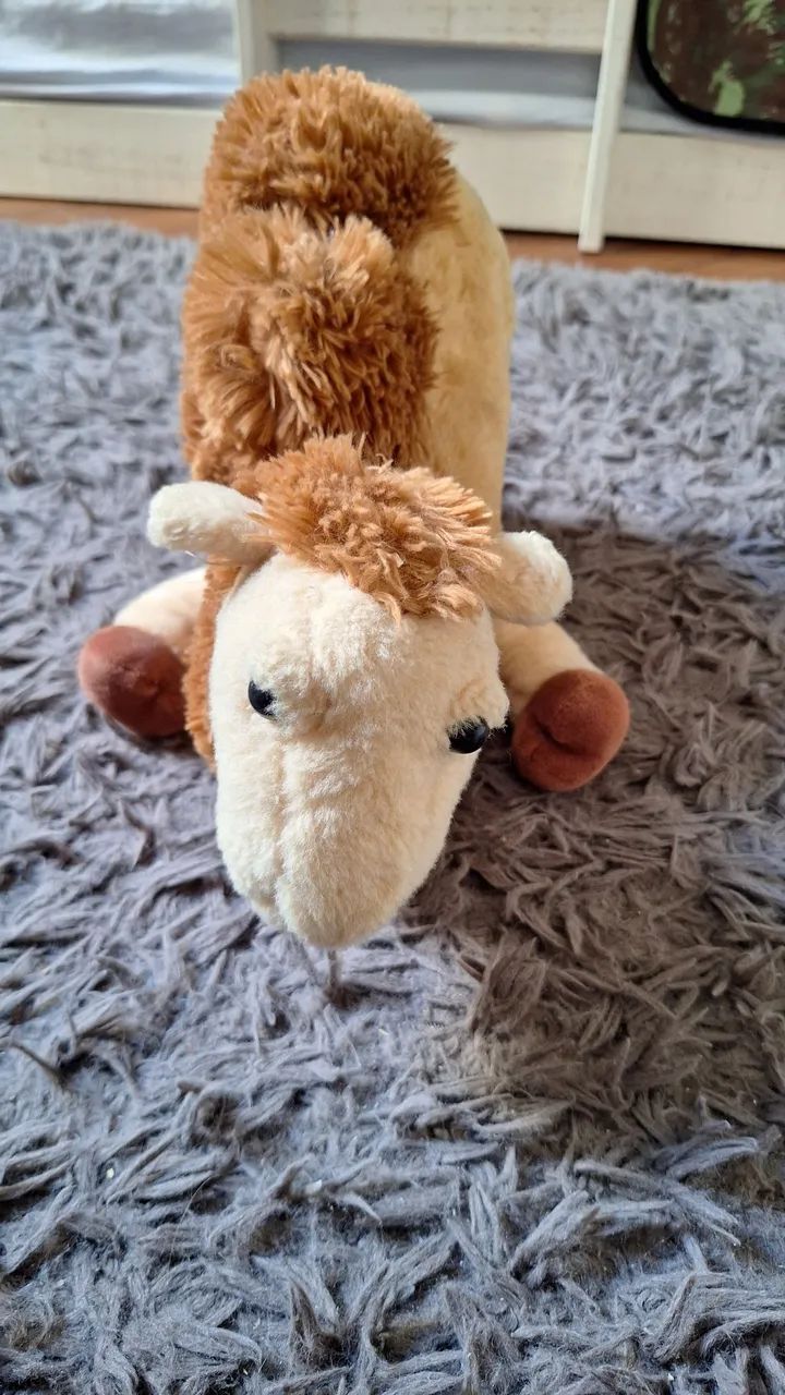 Camelo de pelúcia lindo  - Foto 2