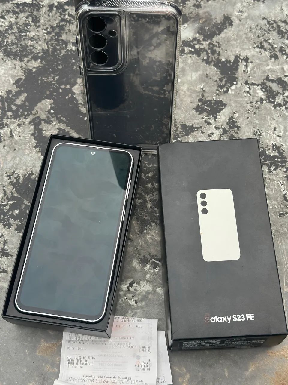 Vendo.   s23 fé poucas marca de uso 