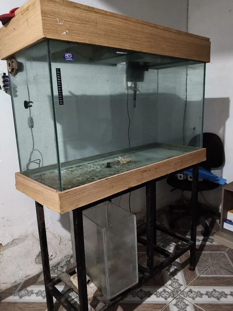 Vendo aquário medindo 110-50-40:220litros - Foto 4
