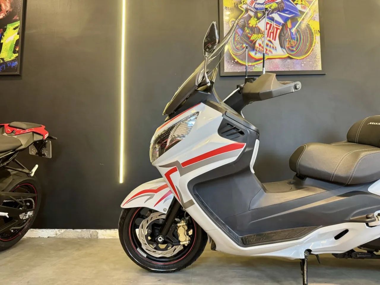 DAFRA MAXSYM 400i 2023 - Foto 4