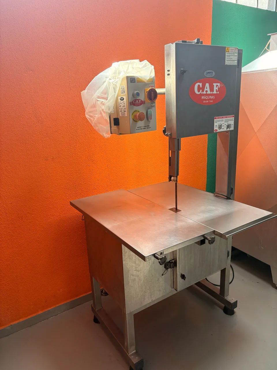 SERRA FITA PRA AÇOUGUE CAF - NOVA  - Foto 2