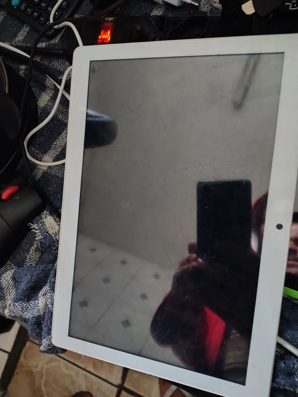 Tablet  tela 9 polegadas com defeito não liga