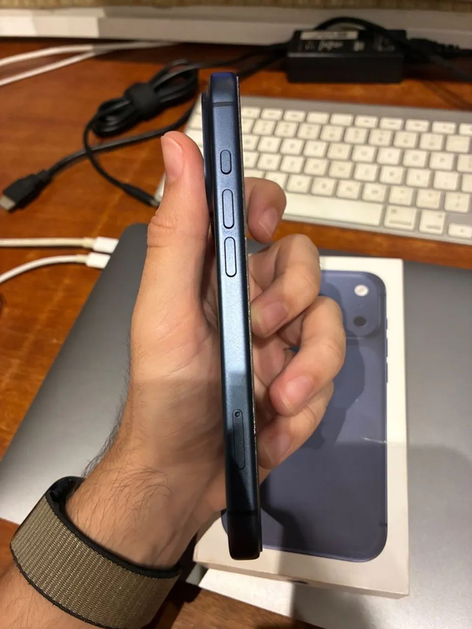 iPhone 17 Pro - Deep Blue 256gb - Foto 3