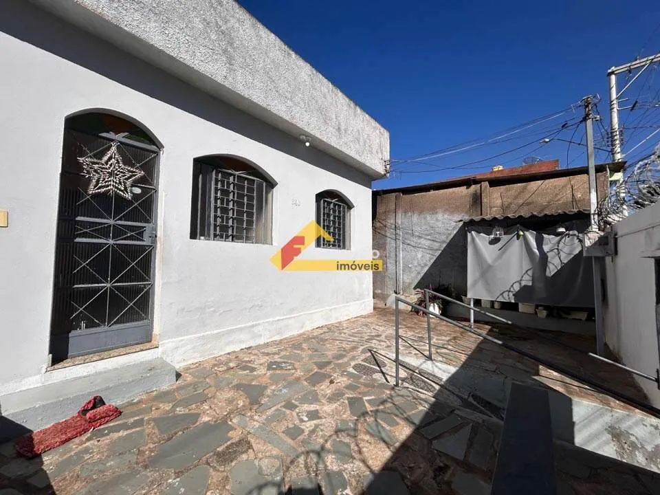 Casa para aluguel, 3 quartos, 1 vaga, Interlagos - Divinópolis/MG - Foto 4