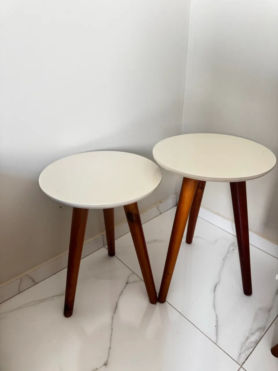 Conjunto com 2 Mesas Laterais - Foto 3