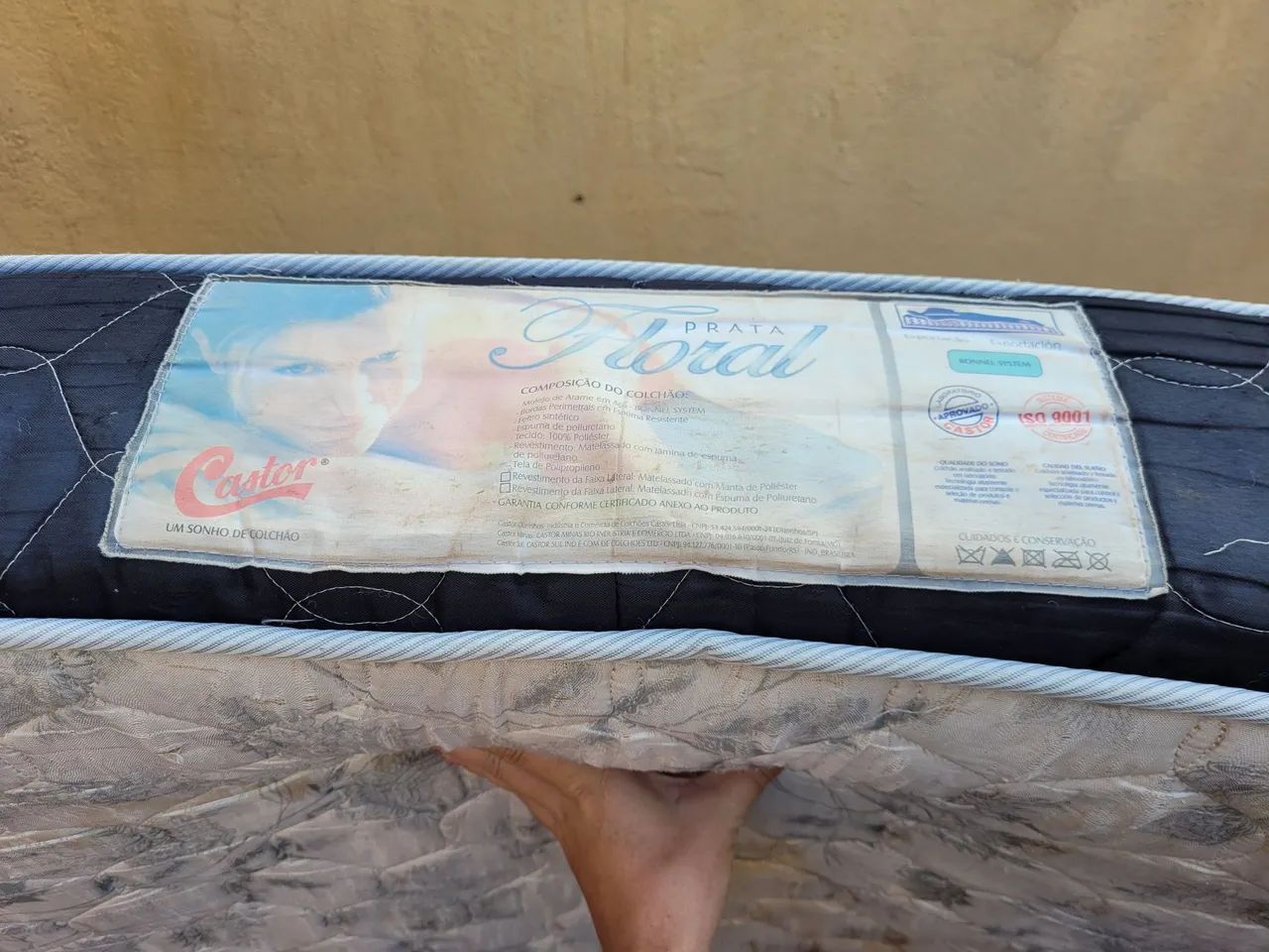 Colchão de casal mola 