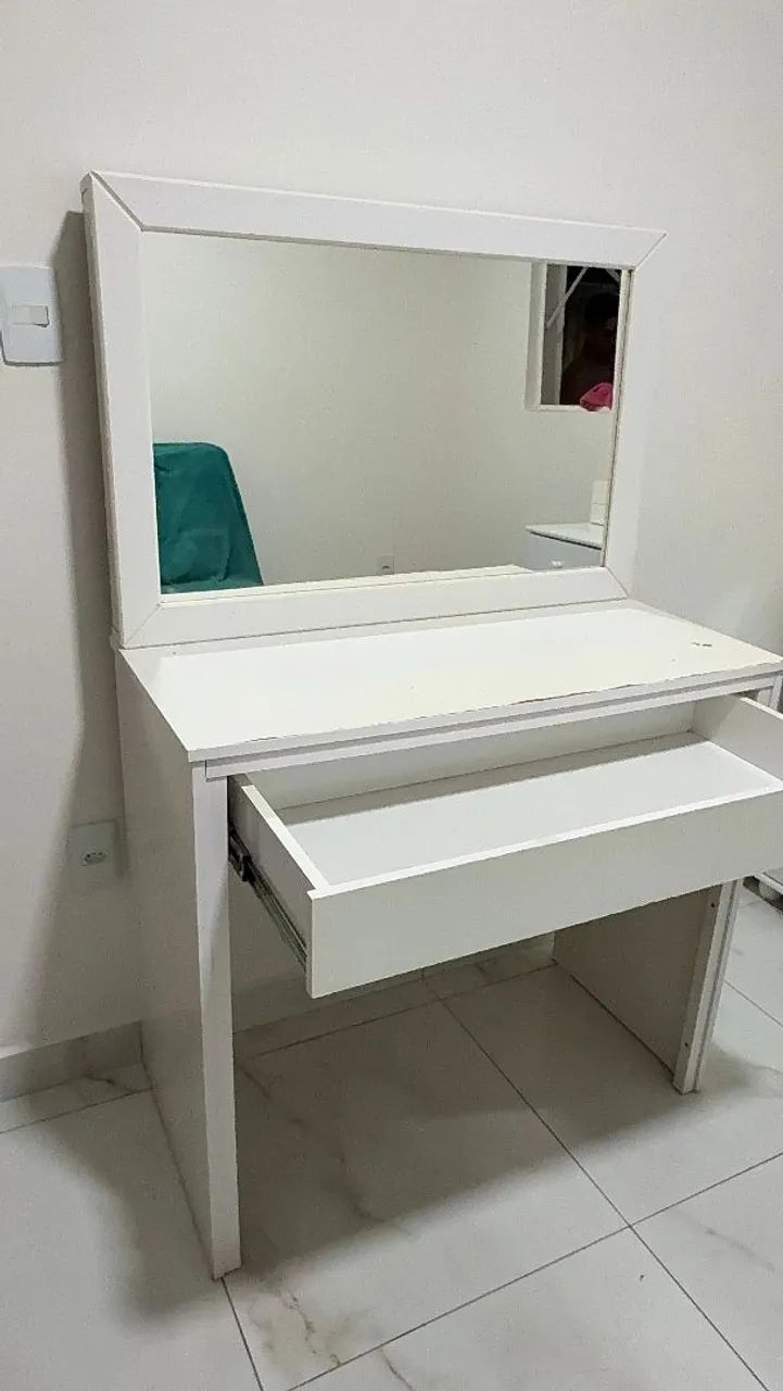 Penteadeira Branca com espelho e Gaveta - seminova  - Foto 4