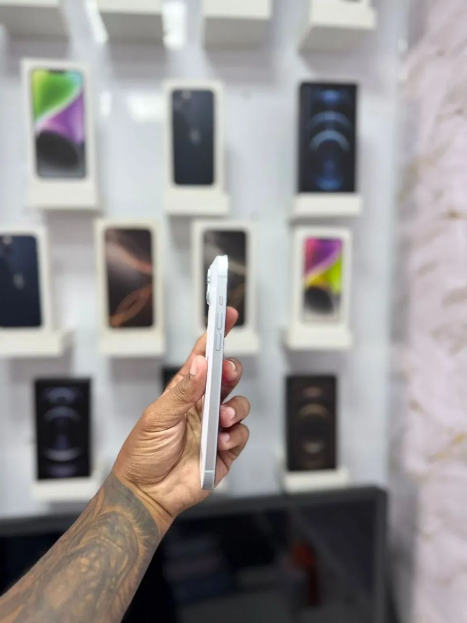 IPHONE 15 PLUS 128GB AZUL<br>R$ 3.399,00 - Foto 3