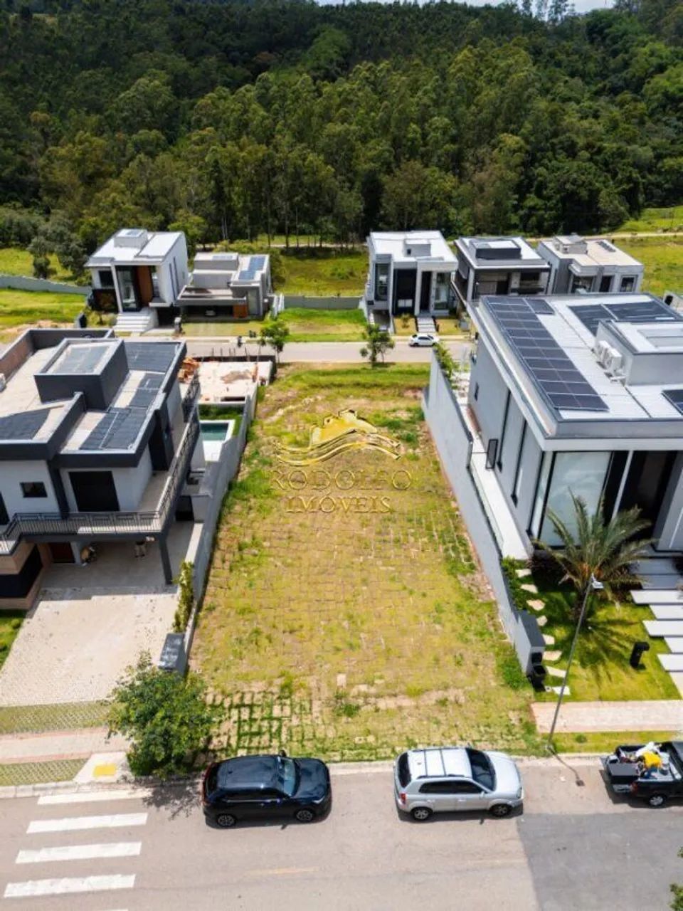 Santana de Parnaíba-SP Terreno em Alphaville 420m² Vista para a Mata Condomínio Fechado co