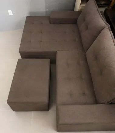 Jogo de Sofá de canto com almofadas seminovo chaise e puf  - Foto 4
