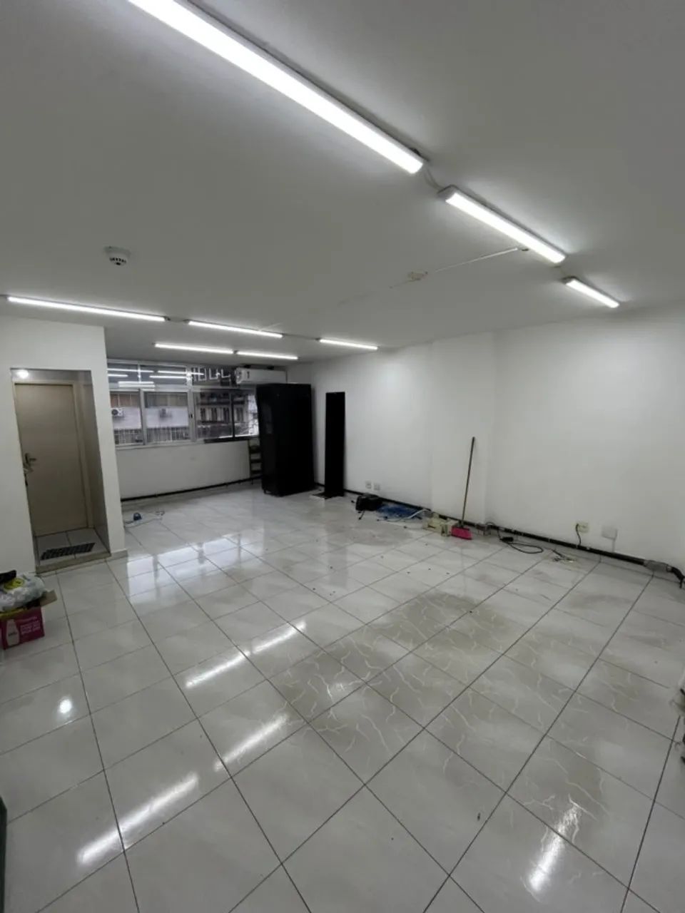 SALA/CONJUNTO EM EDIFÍCIO NO CENTRO DE SANTOS - Foto 4