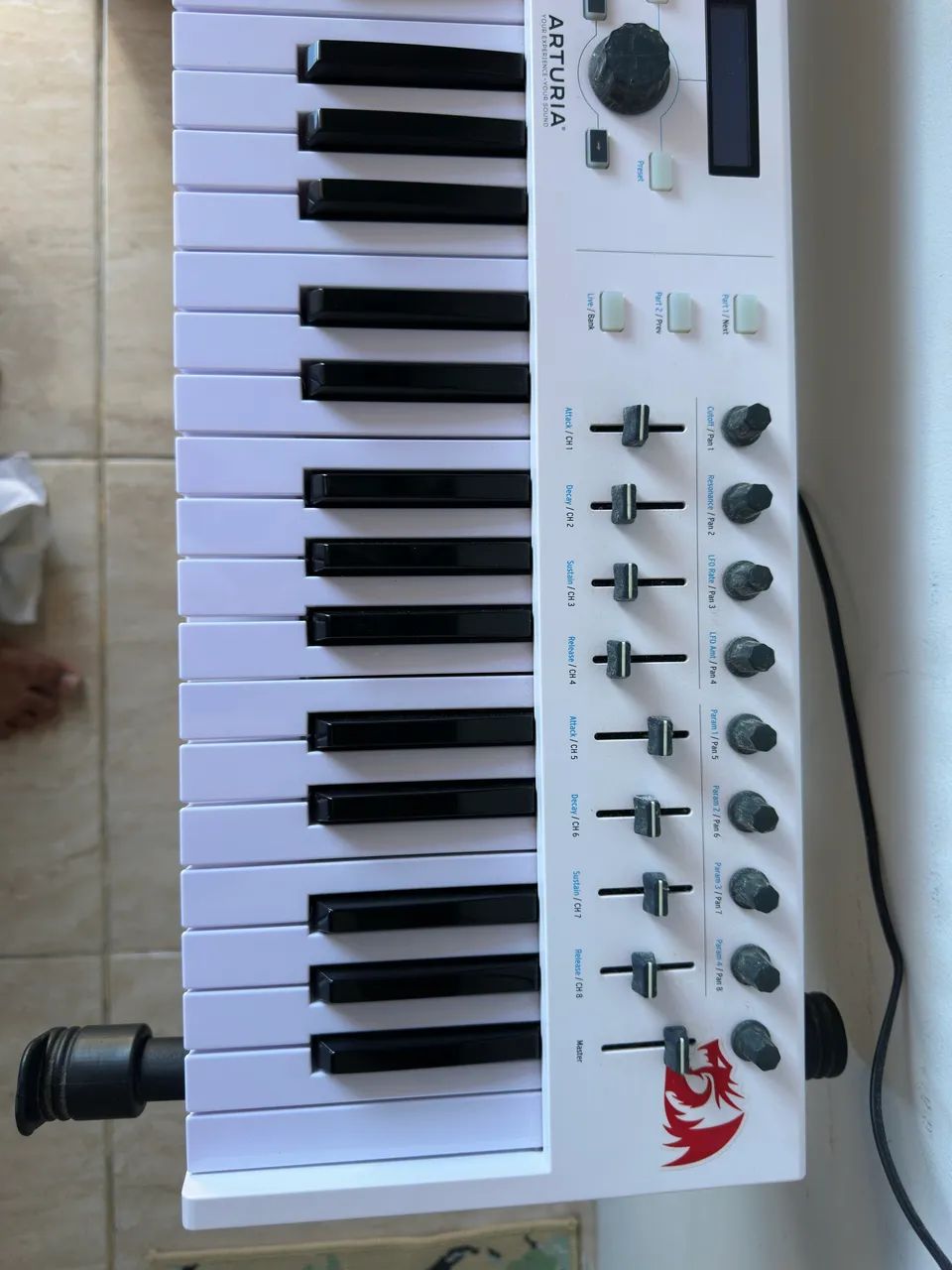 Teclado Controlador Arturia Keylab Essential 61 - Foto 2