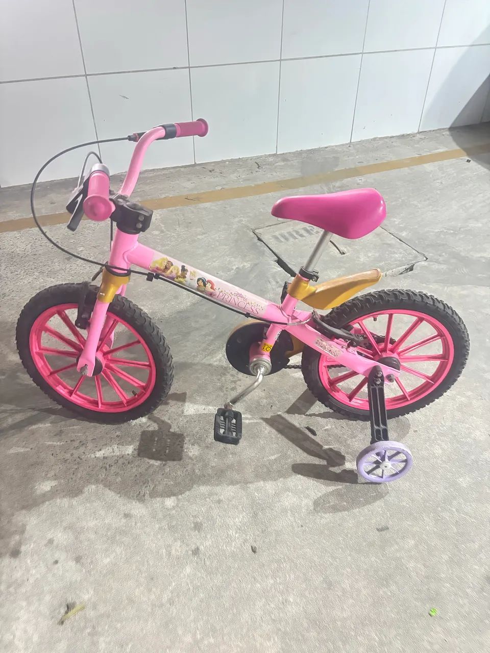 Bicicleta Aro 16 Princesas Disney - Foto 2