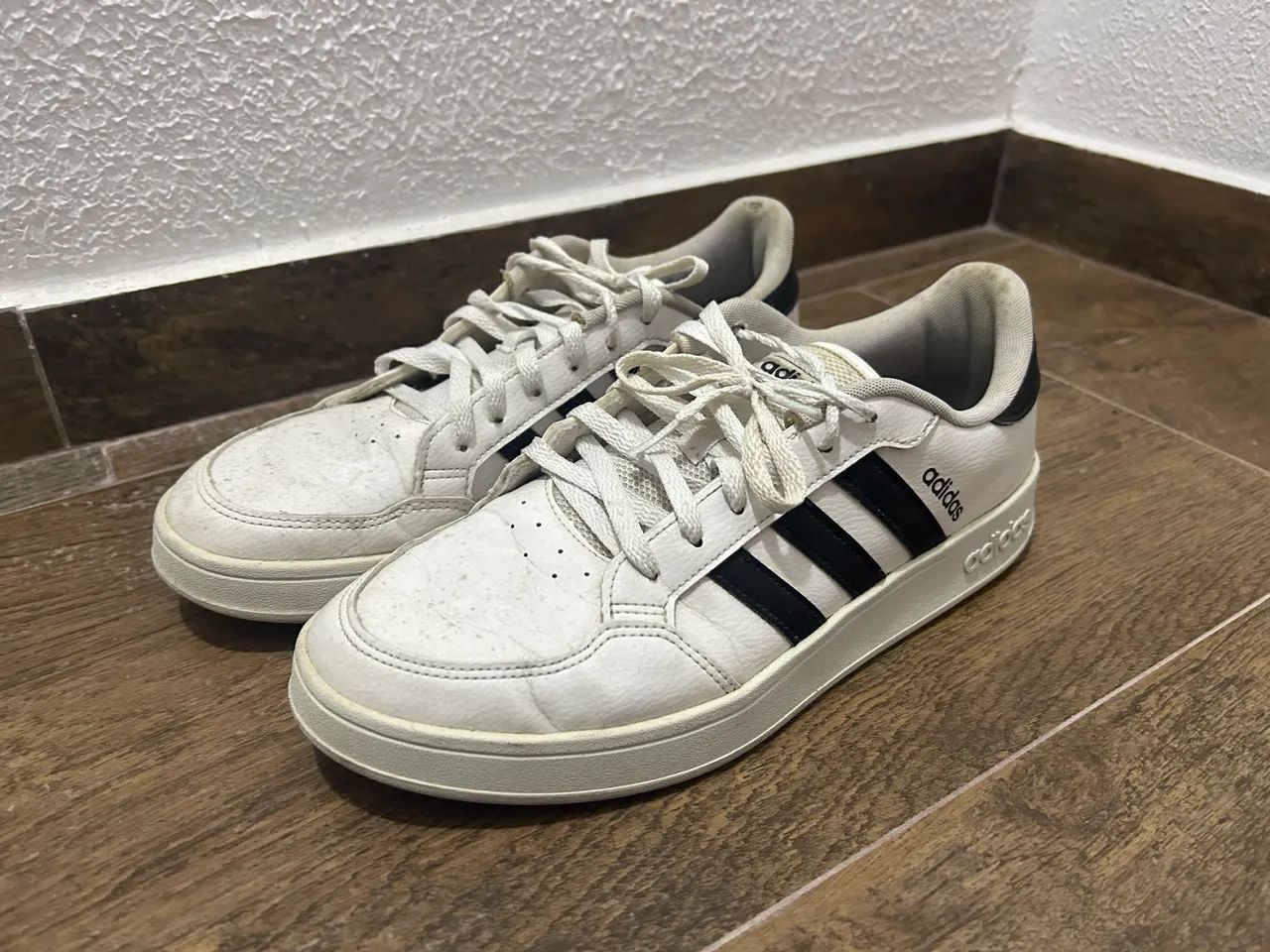 Tenis Adidas Breaknet