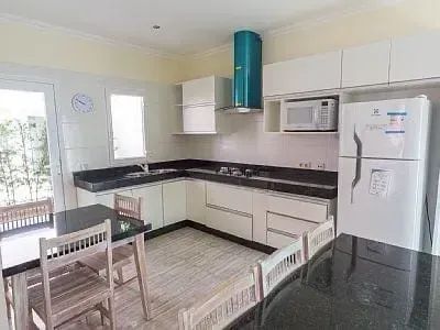 Casa dentro de condomínio fechado - Foto 4