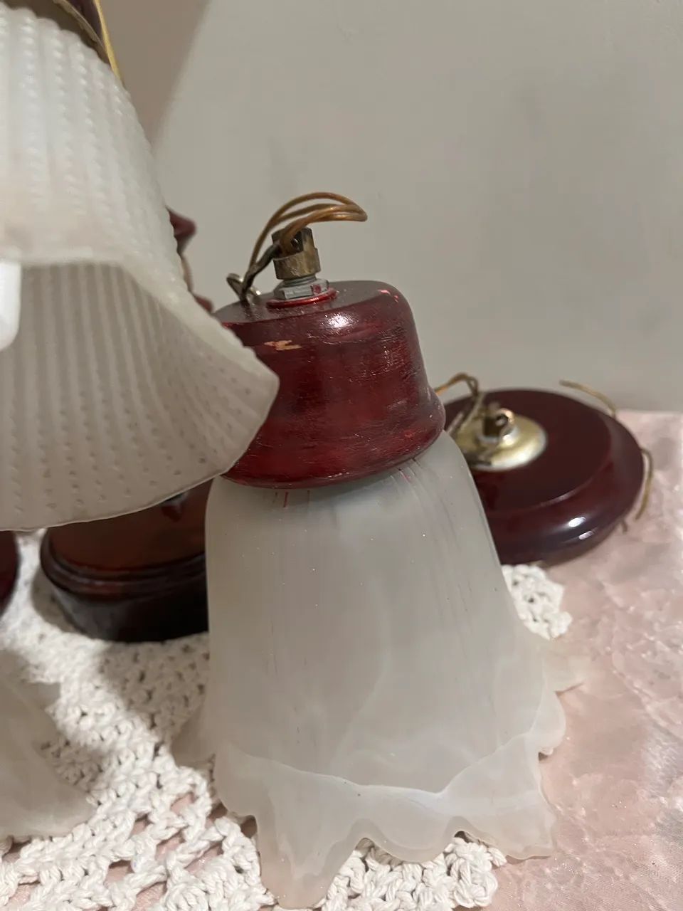 Lustres antigos e abajur - Foto 2