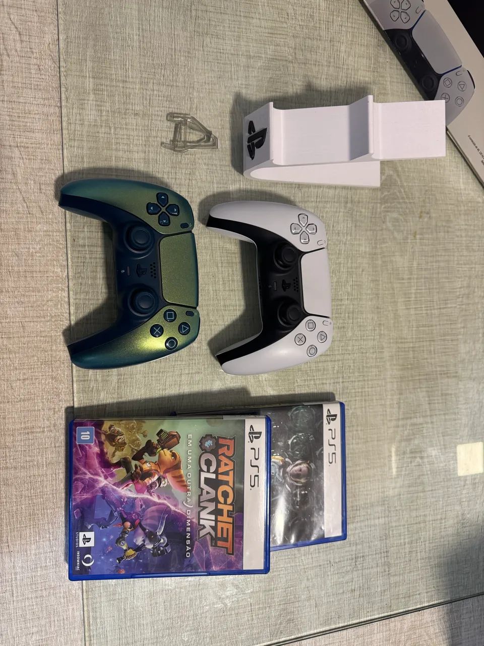 Ps5 1Tb com leitor e 2 controles  - Foto 3