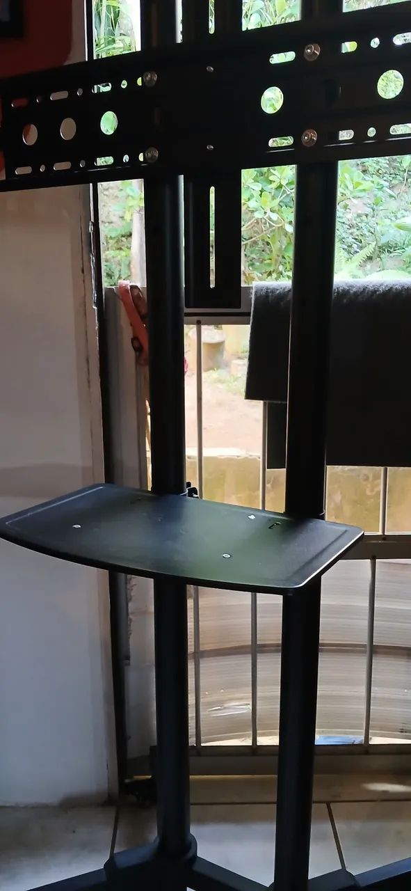 Suporte movel para TV ate 75polegadas - Foto 3