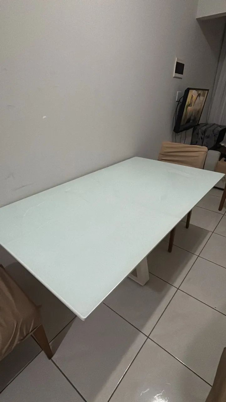 Mesa de Jantar com 4 cadeiras URGENTE 