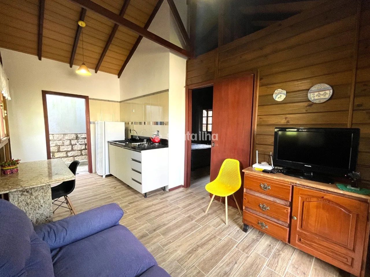 Casa com 2 dormitórios para alugar, 50m² - Morro das Pedras - Florianópolis/SC - Foto 4