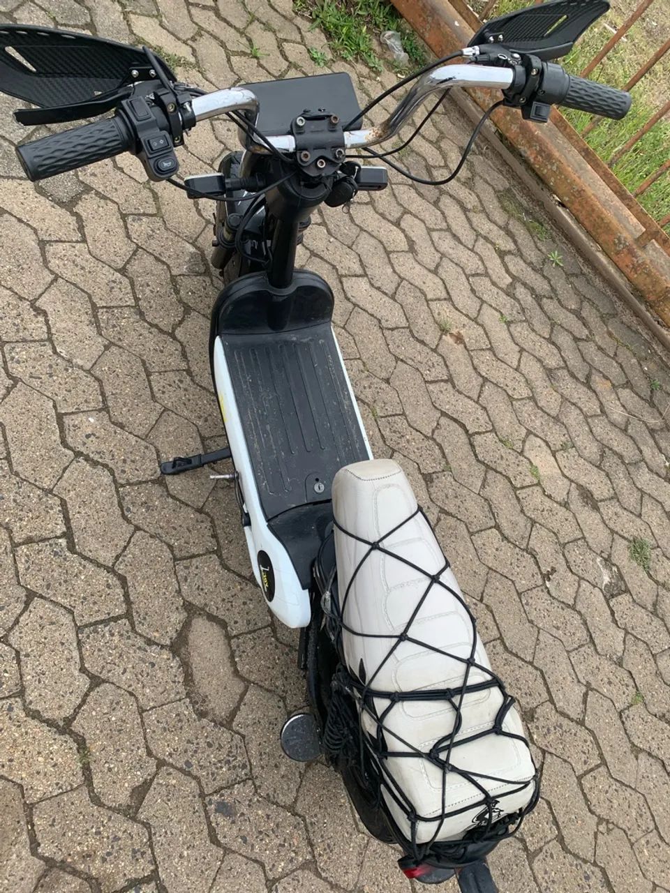 Vendo scooter elétrica 1.000w funcionando perfeitamente - Foto 3