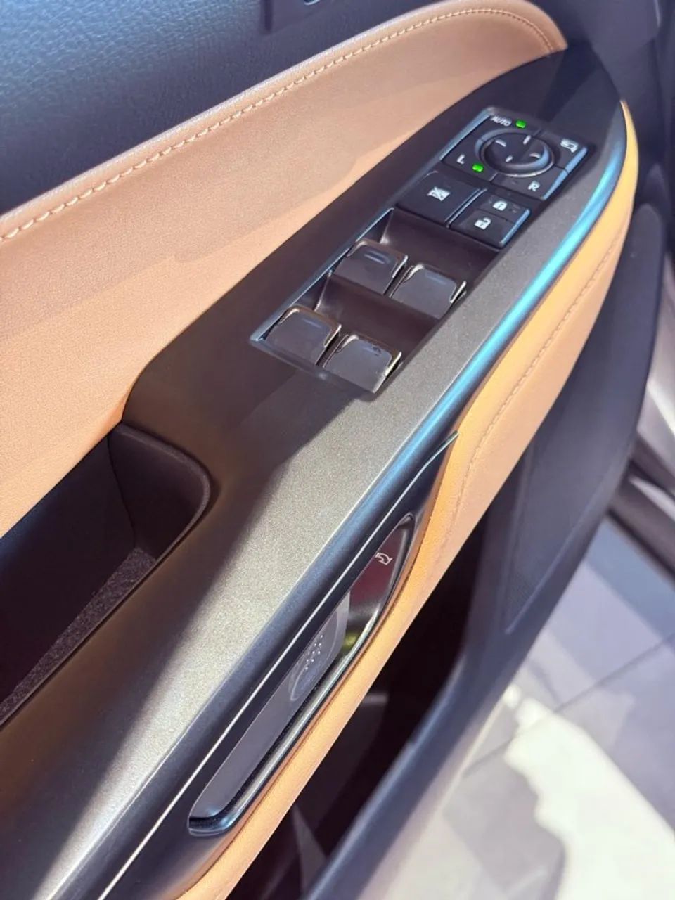 Lexus NX-450h+ AWD 2.5 16V Aut. (Híbrido), foto 7 de 12