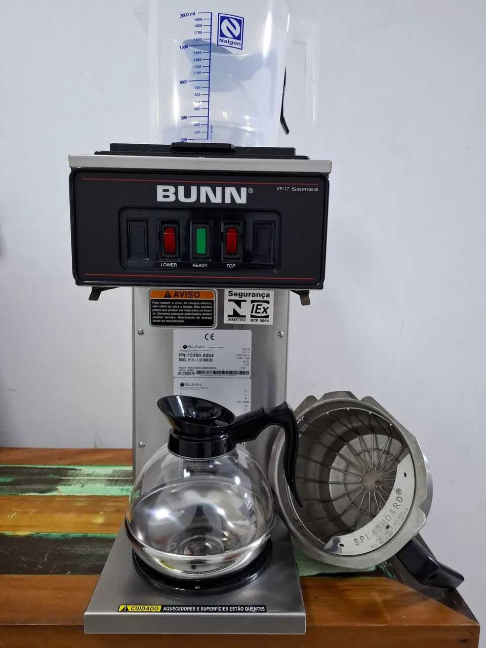 Cafeteira bunn vp17 220volts  - Foto 2